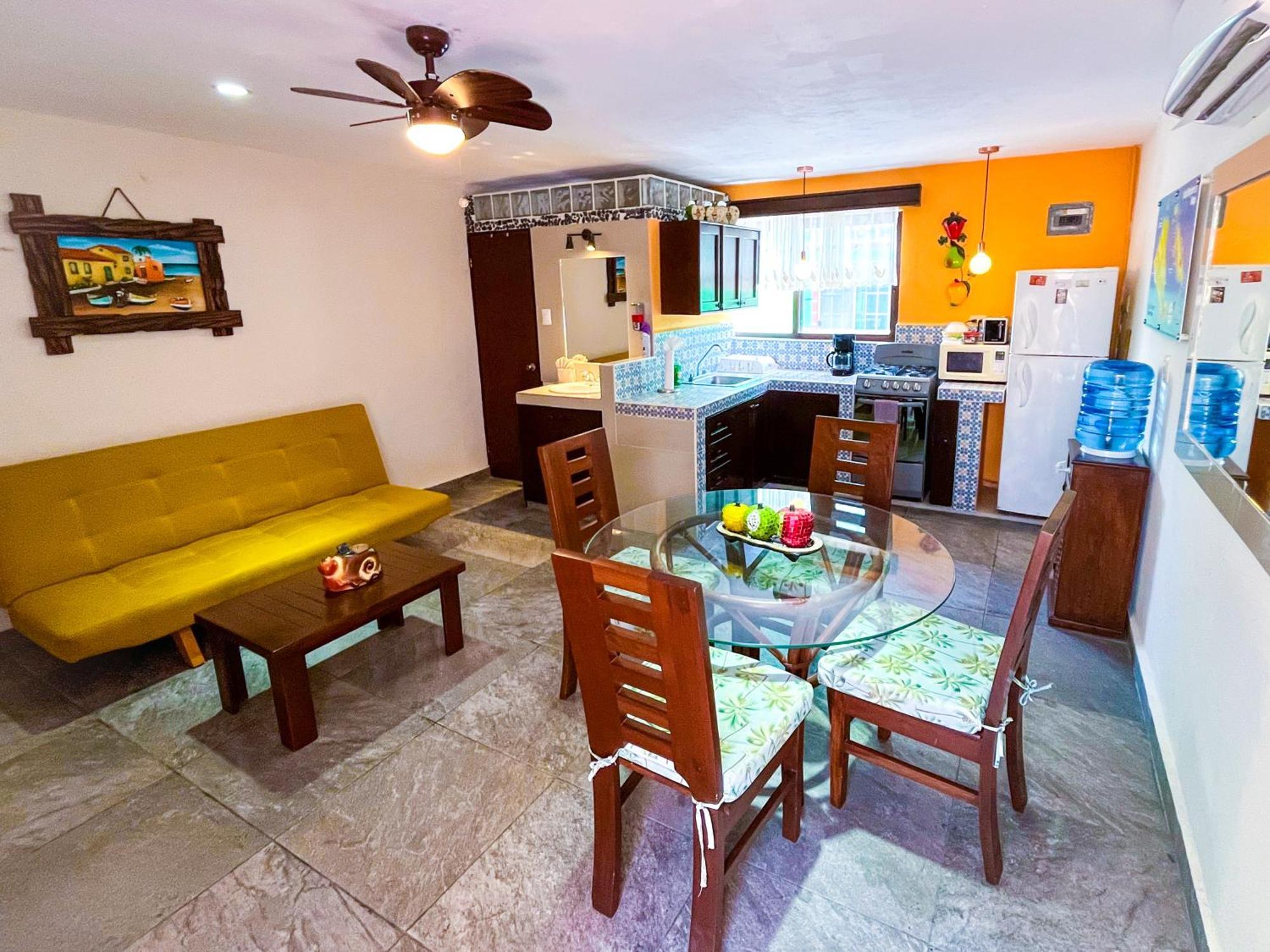 Cande'S Apartments Isla Mujeres Zewnętrze zdjęcie