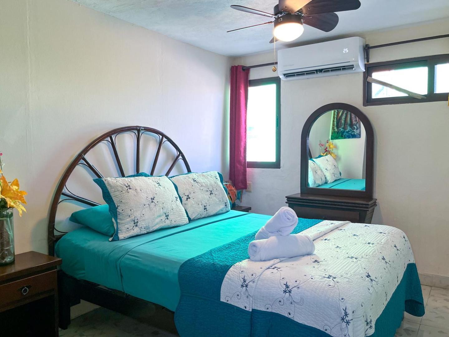 Cande'S Apartments Isla Mujeres Zewnętrze zdjęcie