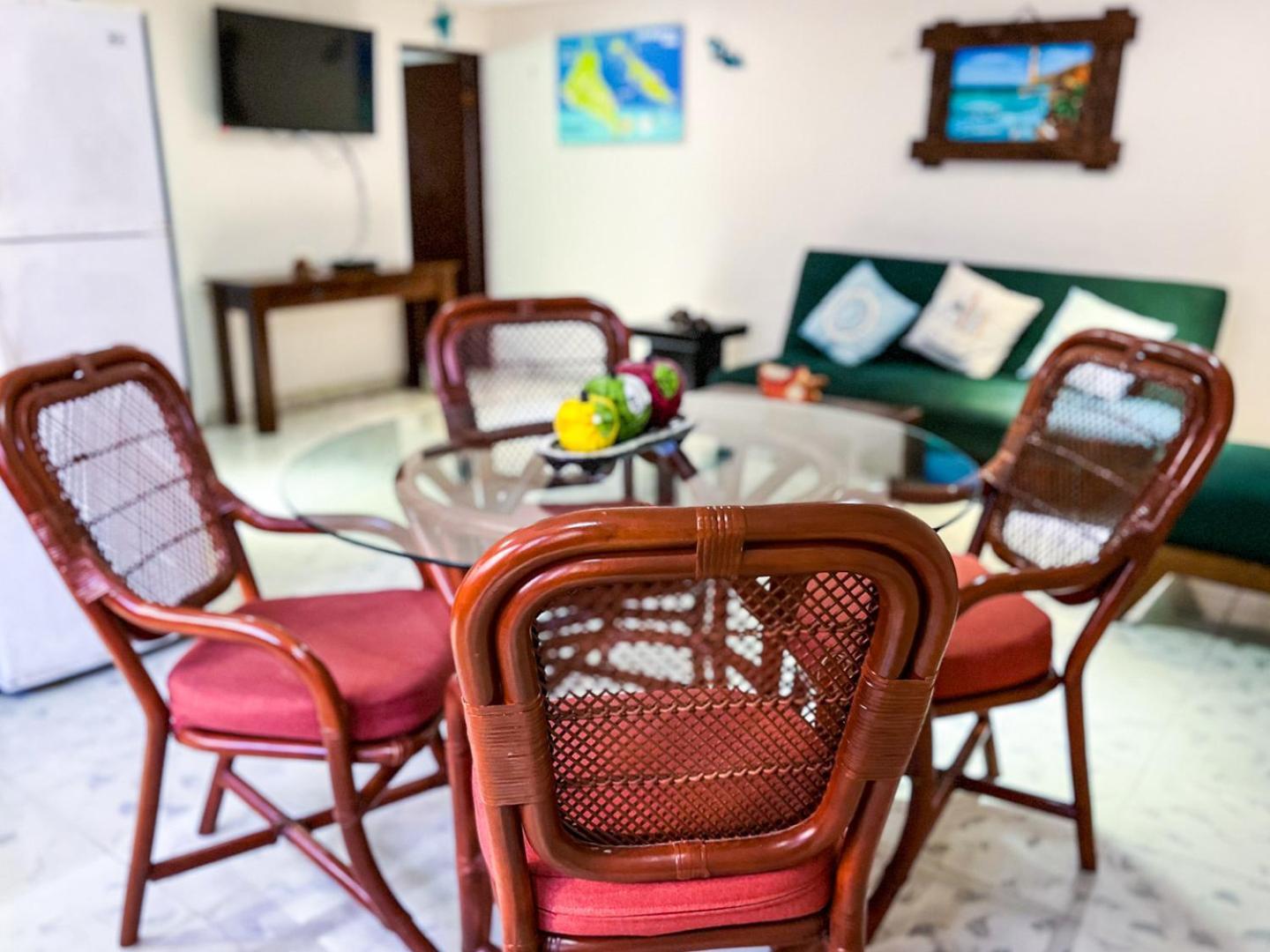 Cande'S Apartments Isla Mujeres Zewnętrze zdjęcie